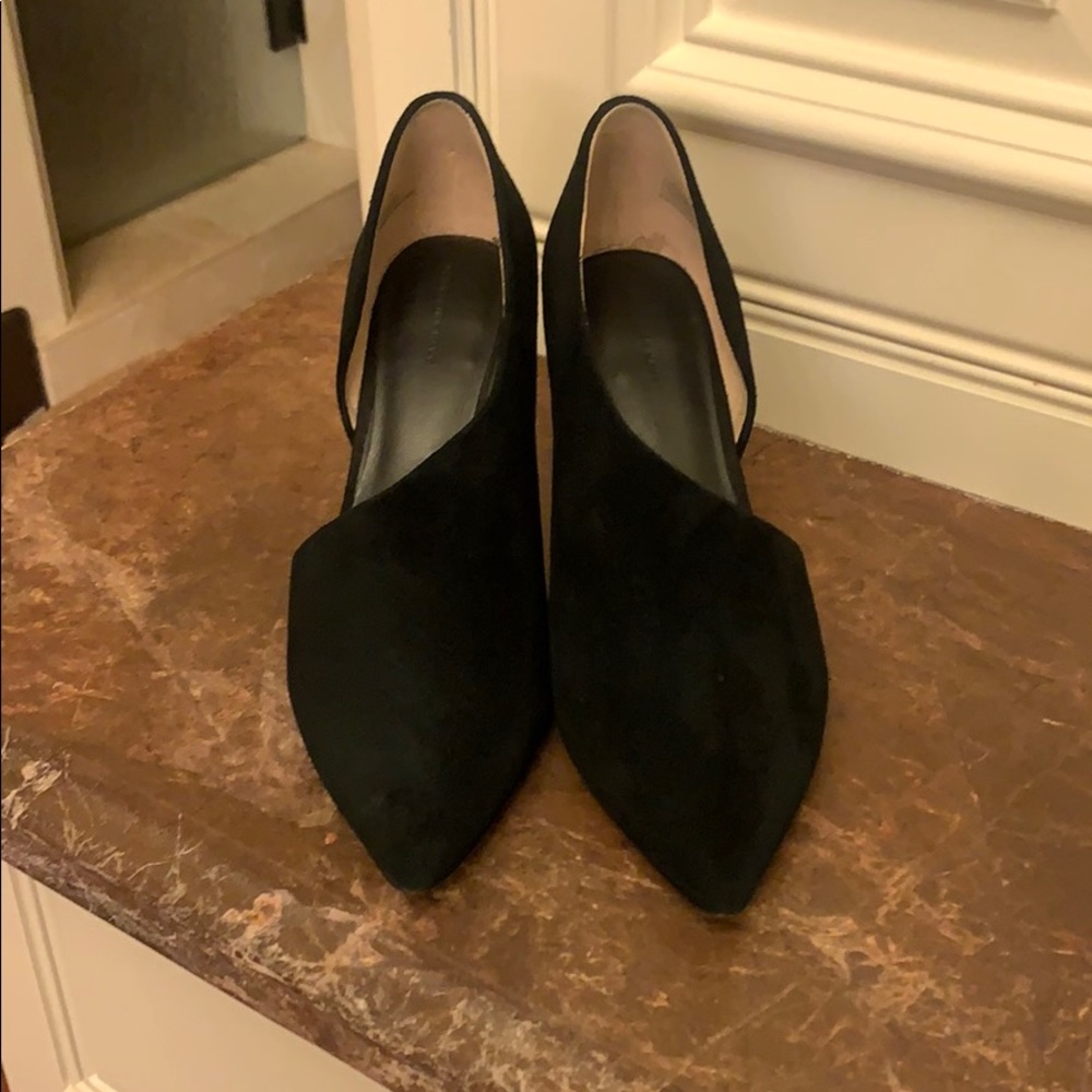 Something navy Dina pump